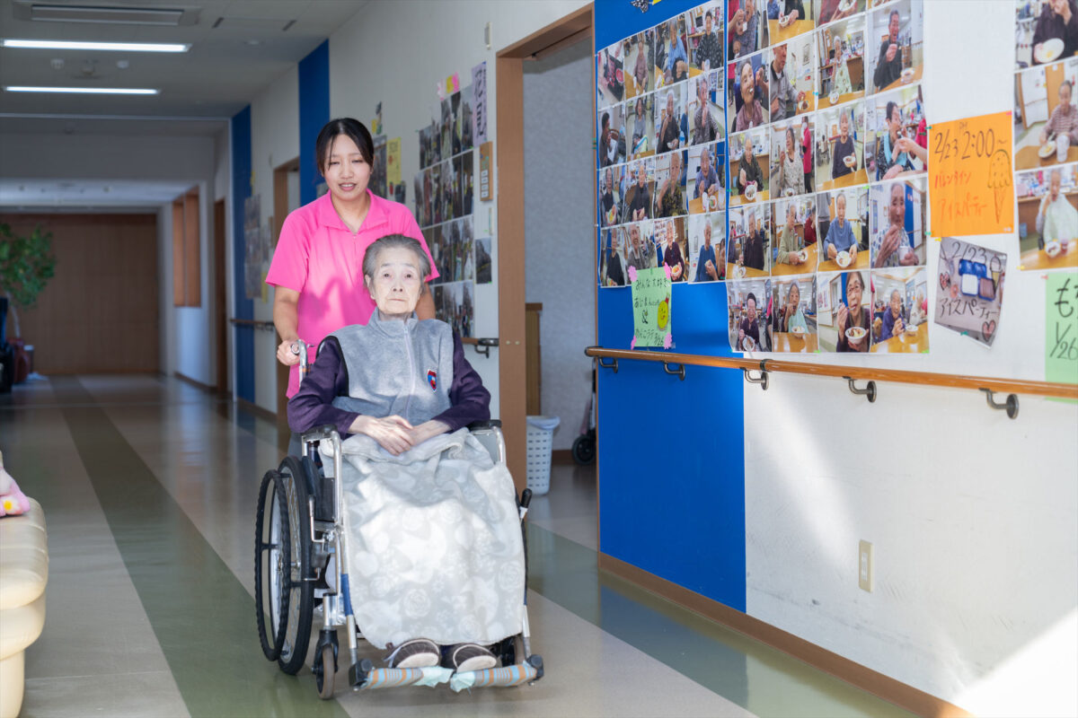 写真：介護福祉士の勤務風景4